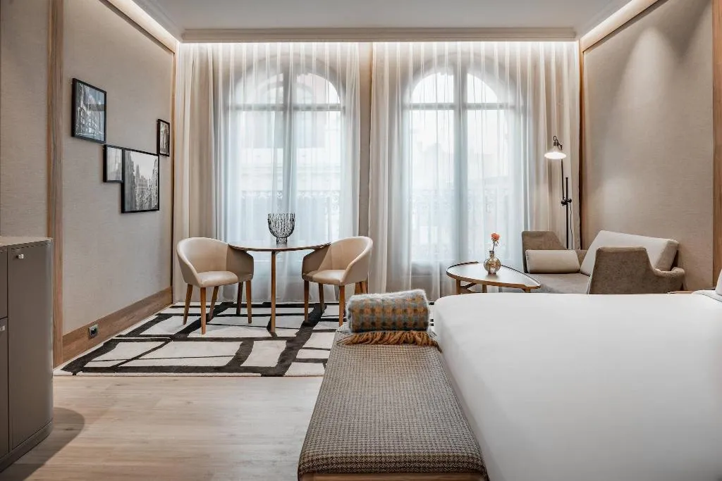 Room, Autograph Collection Círculo Gran Vía, Madrid