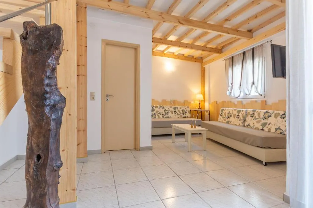 Room, Happiness Apartments, Crete