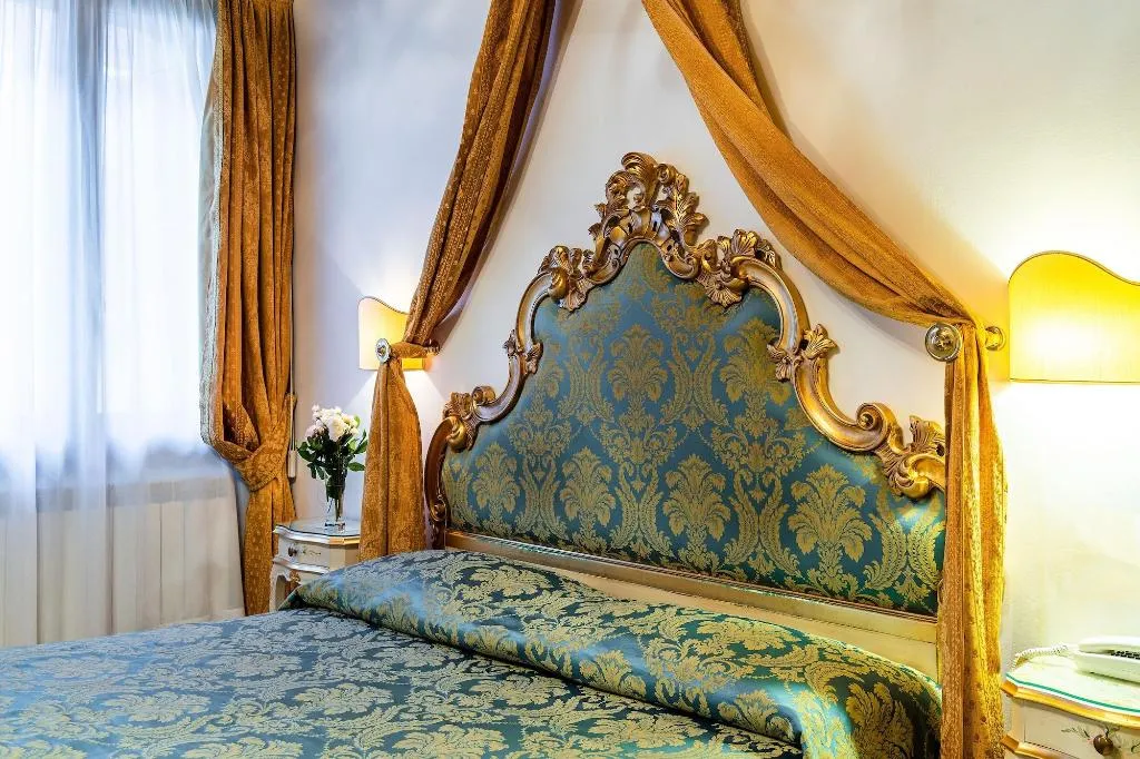 Room, Hotel Al Vagon, Venice