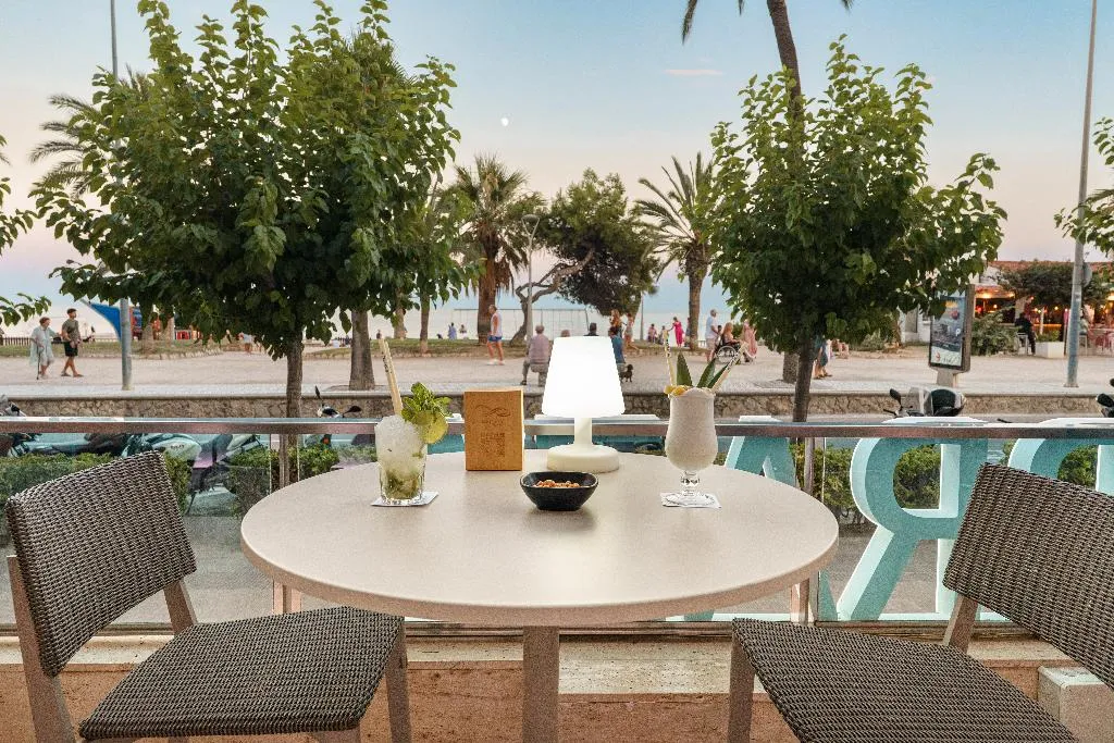 Terrace, Calipolis, Costa Brava