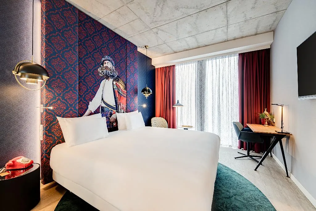 DOUBLE SUPERIOR Room, nhow Amsterdam RAI, Amsterdam