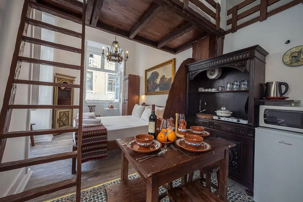 Room, Casinha Dos Sapateiros, Lisbon
