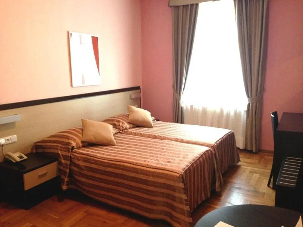 Room, Praga 1, Prague
