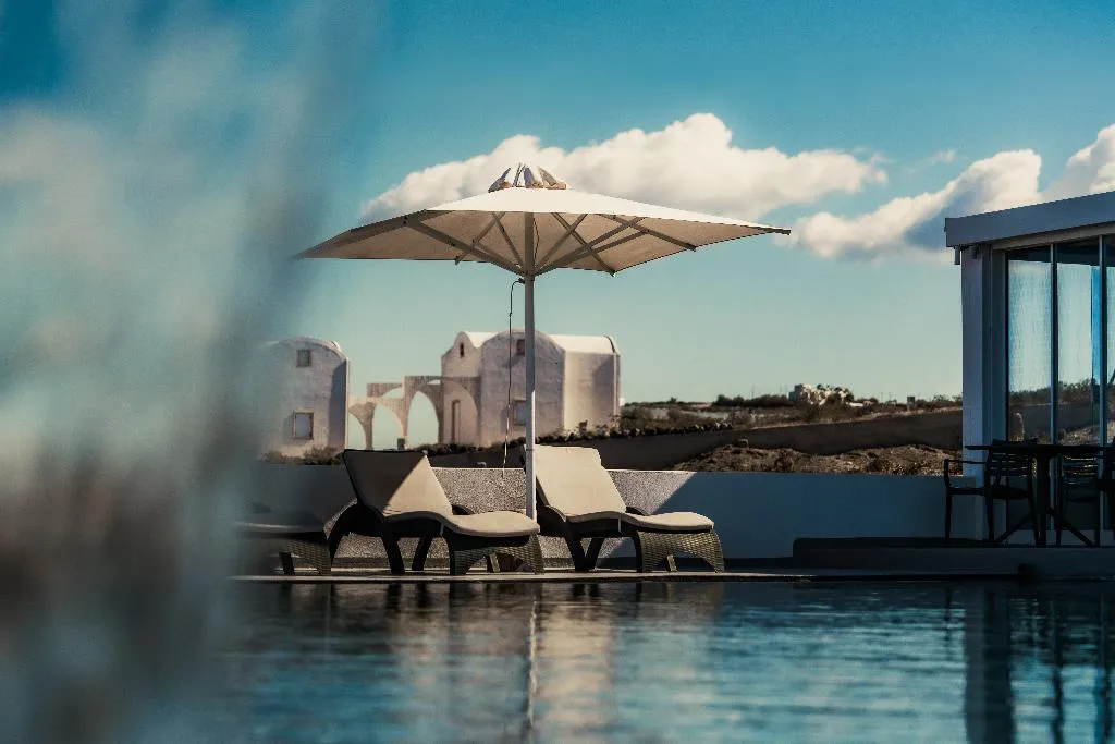 Pool, Serenita Luxury Suites, Santorini