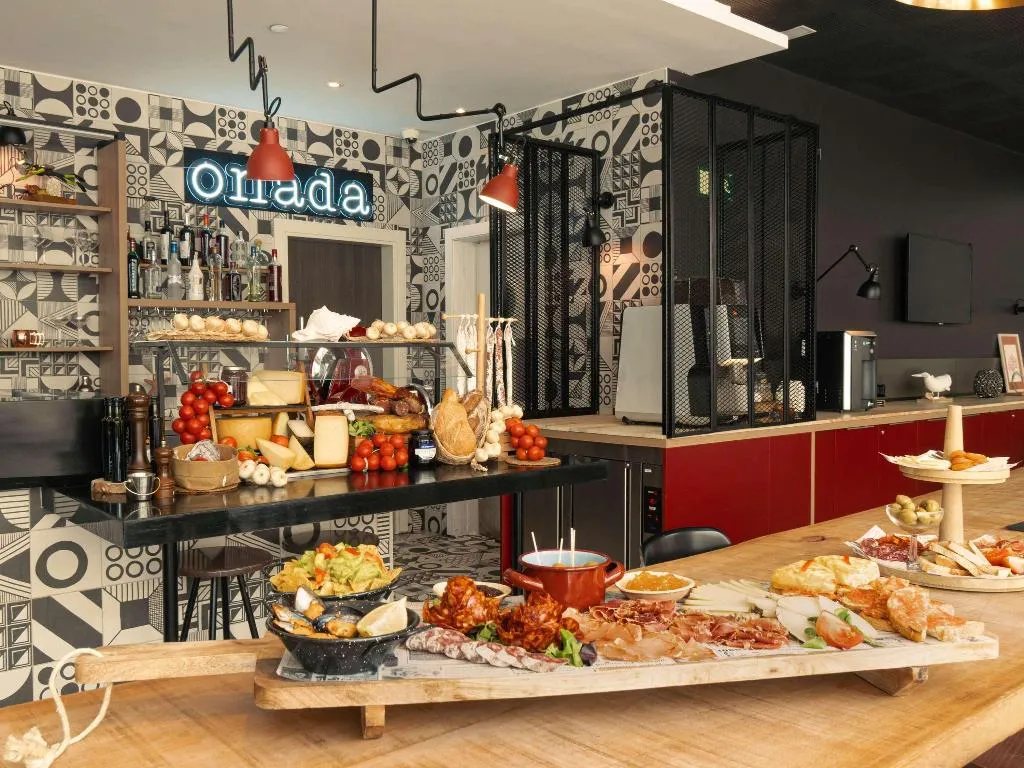 Bar, ibis Styles Barcelona City Bogatell, Barcelona