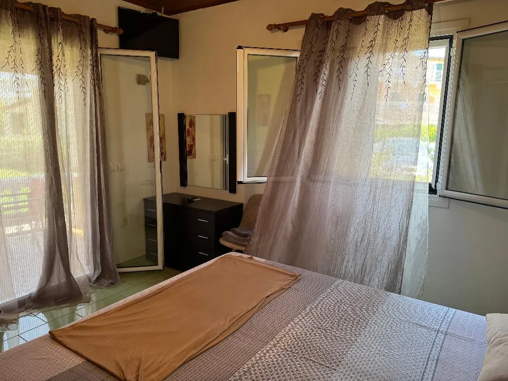 STUDIO STANDARD Room, Villa Panorea, Corfu
