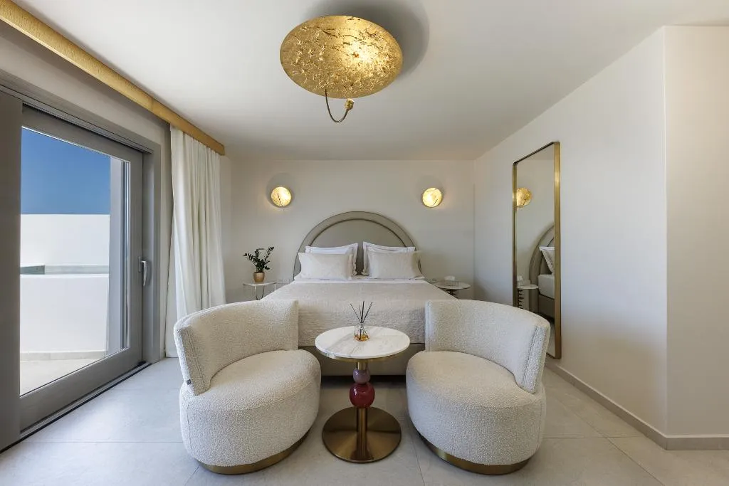 SUITE SEA VIEW HONEYMOON Room, La Madeleine Oia, Santorini