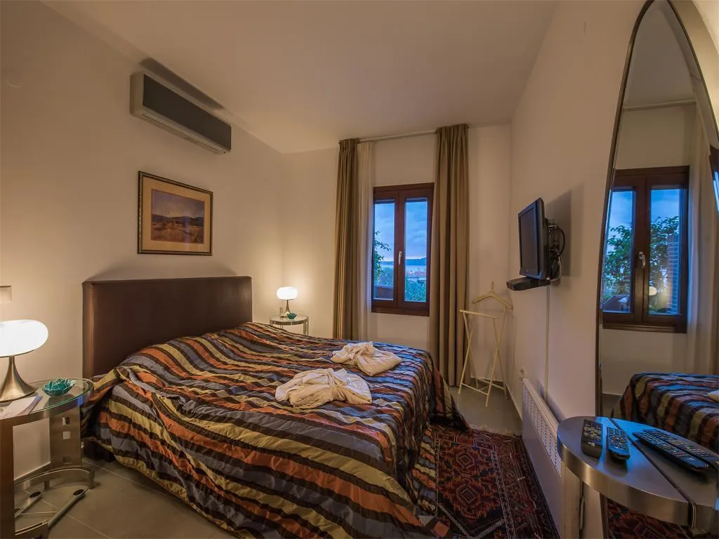 Room, Athos Villas Luxury, Thessaloniki