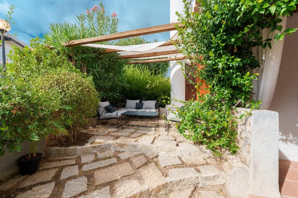 FAMILY ROOM TWO BEDROOMS TWO BATHROOMS Room, Punta Est, Olbia