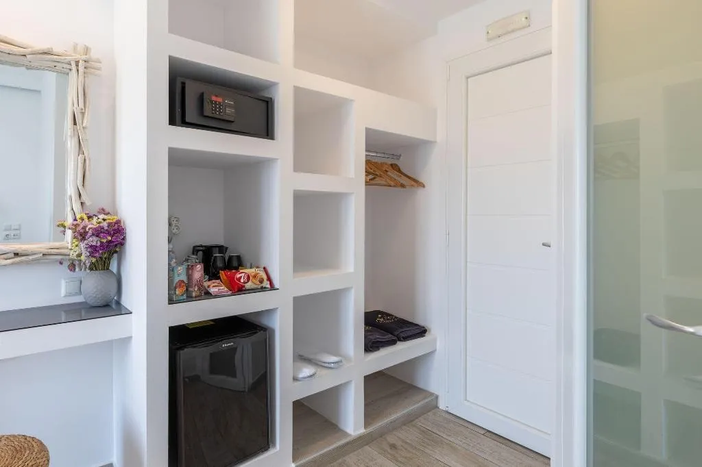 Room, Dimele Rooms & Studios, Mykonos