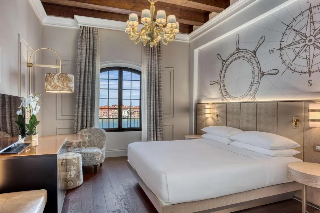 Room, Hilton Molino Stucky Venice, Venice