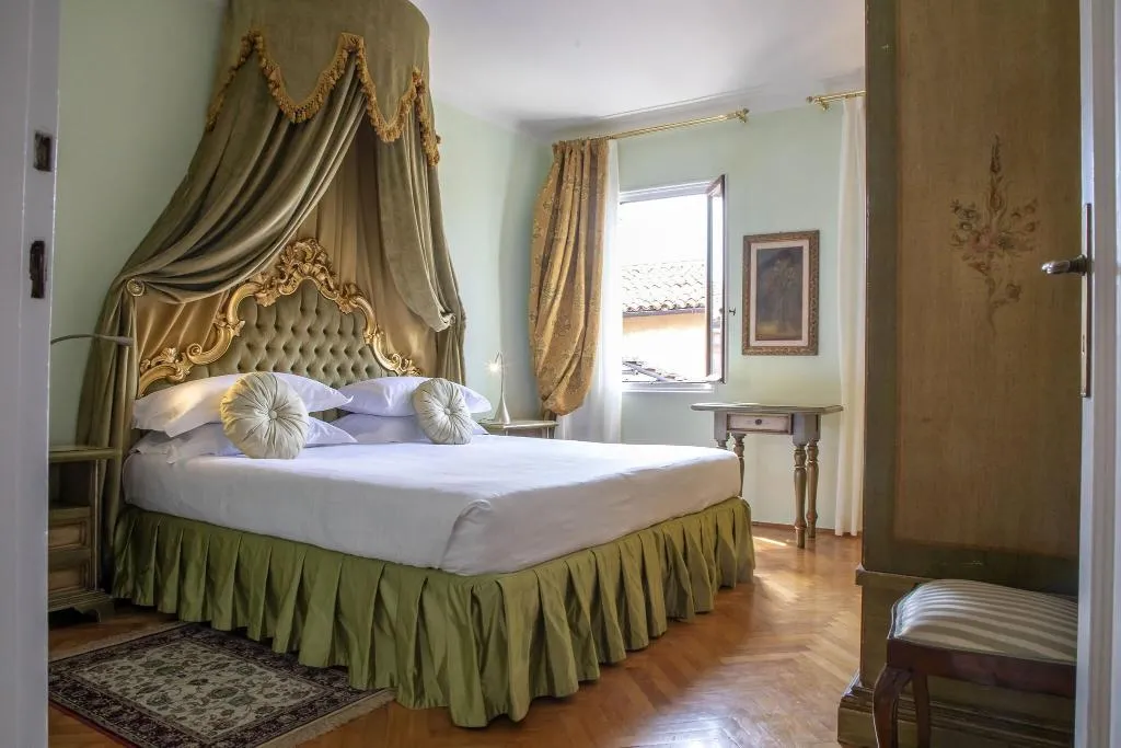 APARTMENT STANDARD Room, Palazzo Paruta, Venice