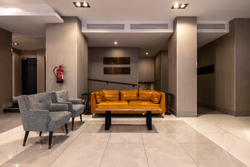 Lobby, Avenida Gran Via, Madrid