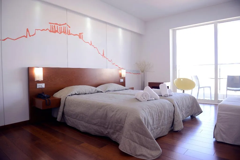 Room, Dorian Inn Sure Hotel Collection by Best Western, Athens