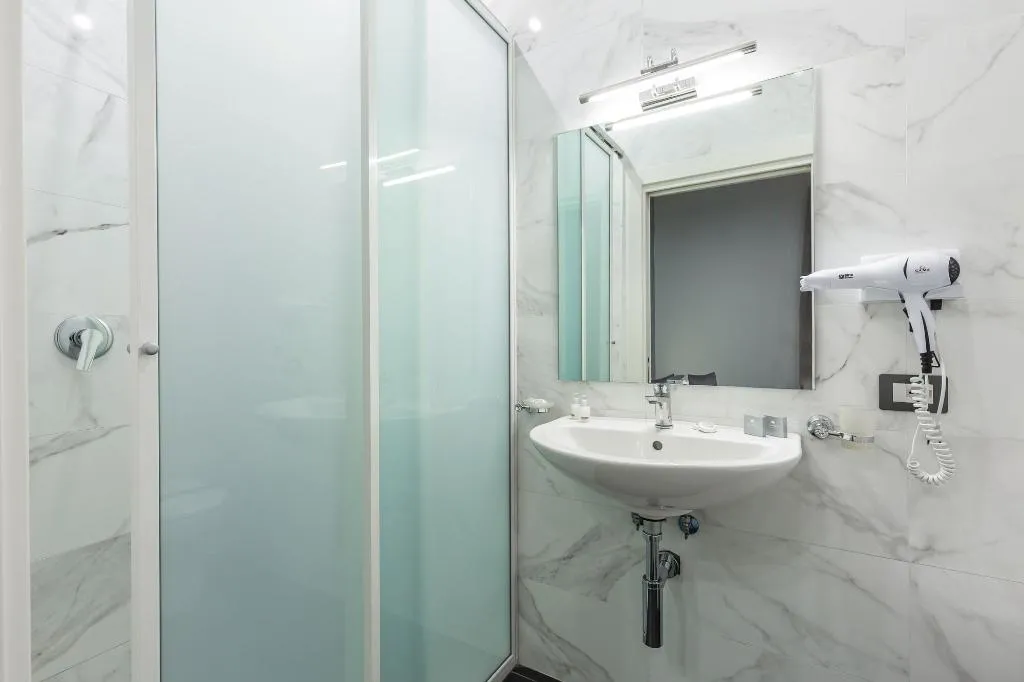 Room, Hotel Palace Napoli, Naples
