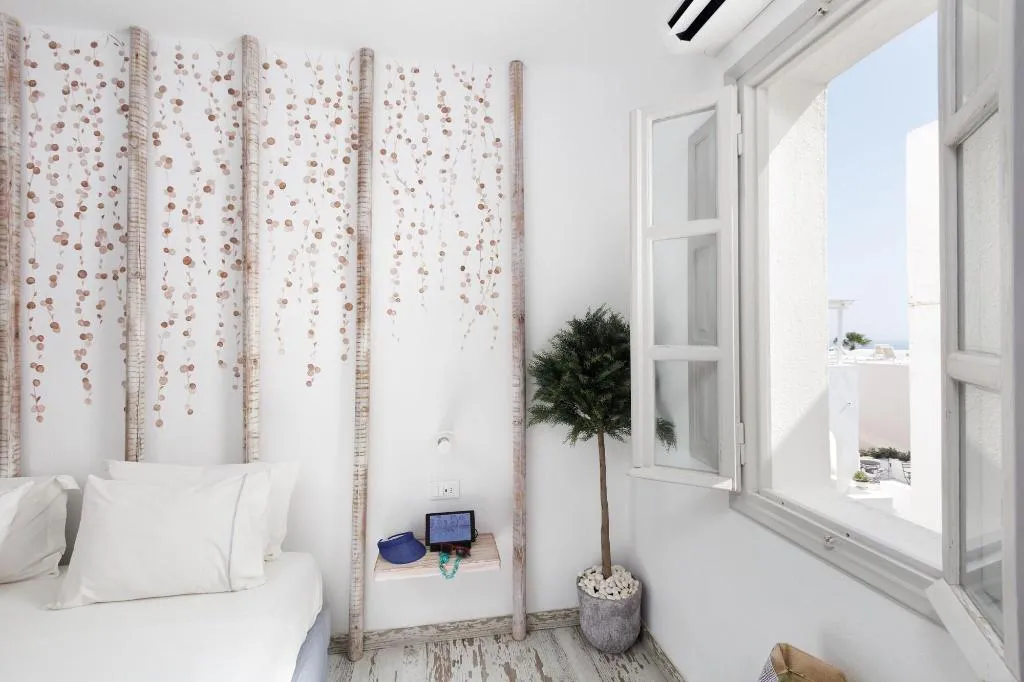 Room, The Museum Project Oia, Santorini