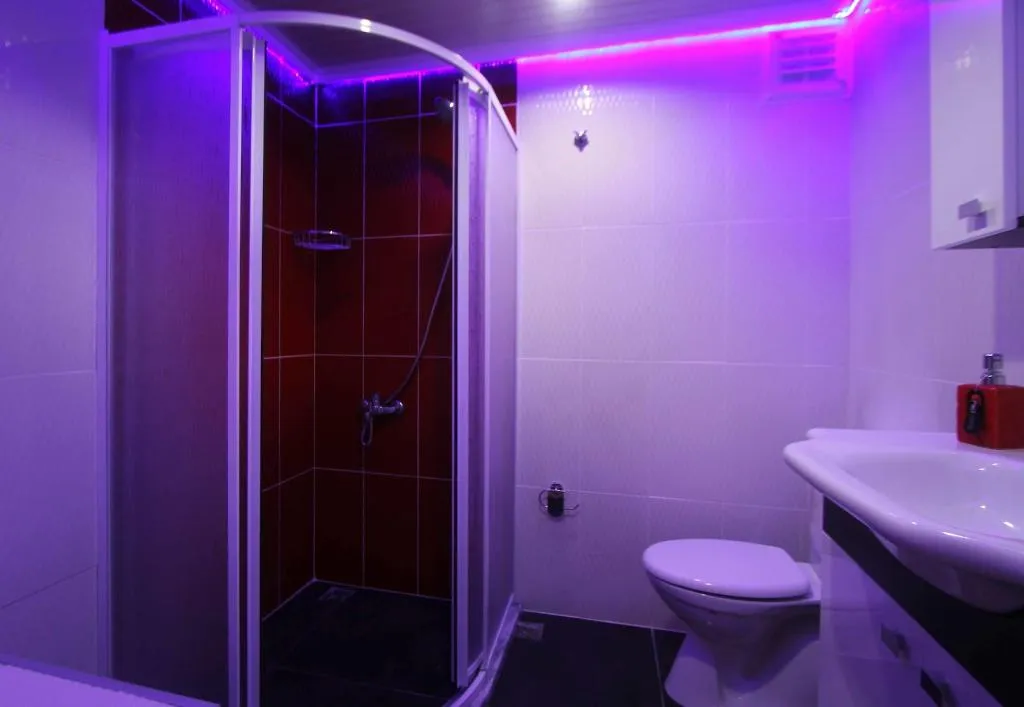 Room, Marigold Apart, Izmir