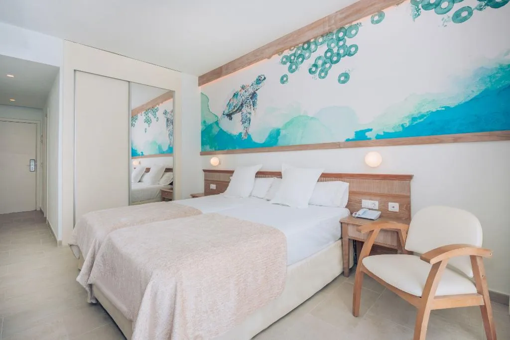 FAMILY ROOM CONNECTING ROOM Room, Iberostar Waves Las Dalias, Tenerife