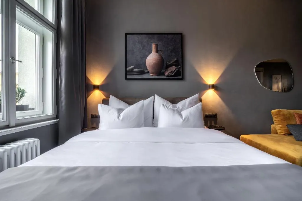 Room, The Viaduct - Suites & More, Prague