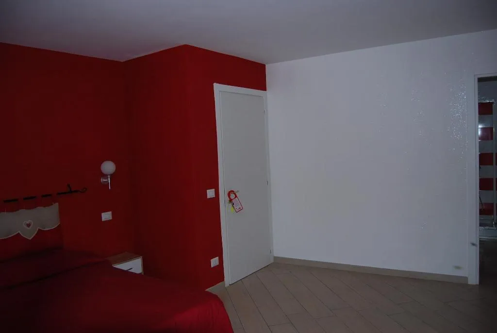 Room, Sorrento Deluxe B B, Naples