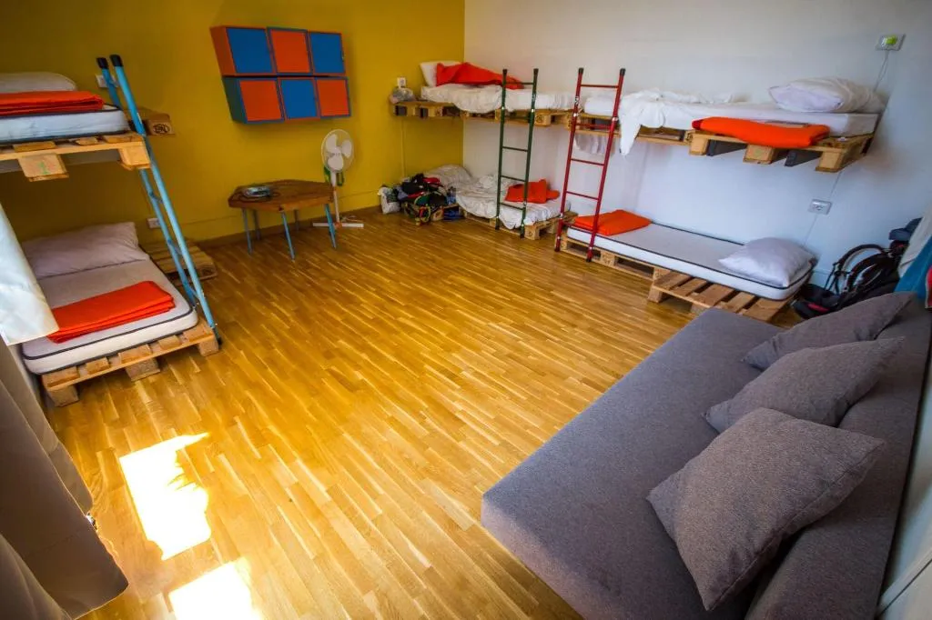 Room, Eco Hostel Floreale, Naples