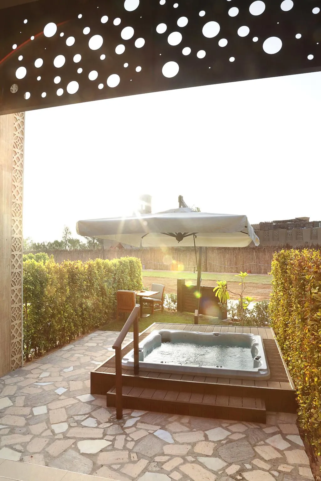 Terrace, Qasr Al Sultan Boutique Hotel, Dubai