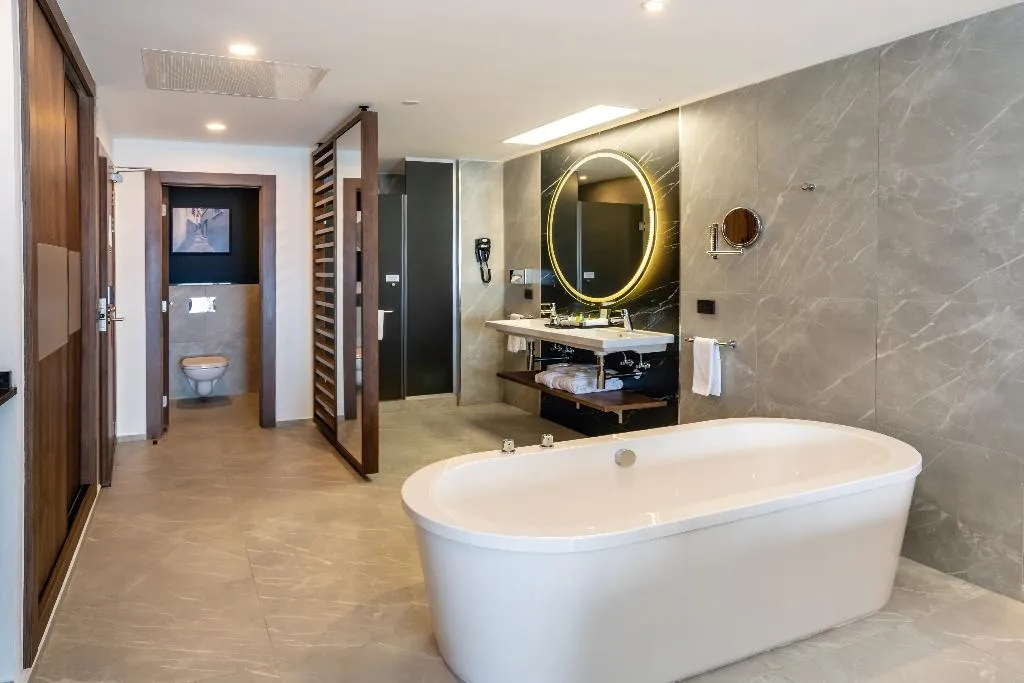 JUNIOR SUITE OCEAN VIEW Room, Riu Palace Kukulkan - Adults Only - All Inclusive, Cancun Area