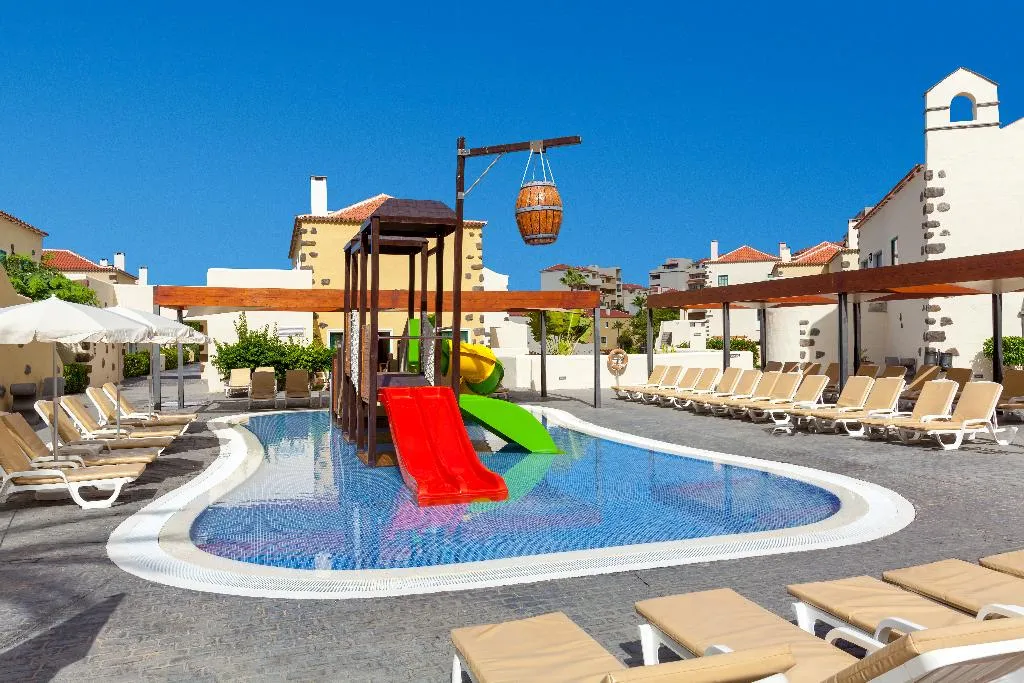 Pool, GF Isabel, Tenerife