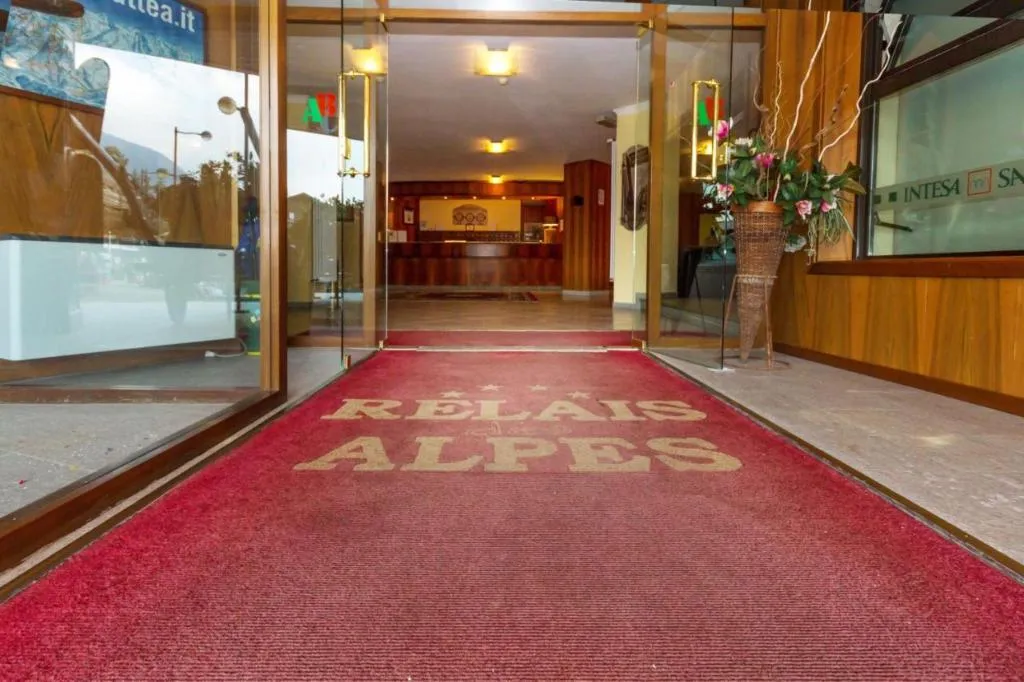 General view, Hotel Relais des Alpes, Milan