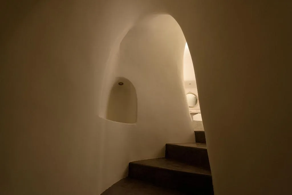 SUITE WITH JACUZZI Room, Kapari Natural Resort - member of Unique Lodges Na, Santorini