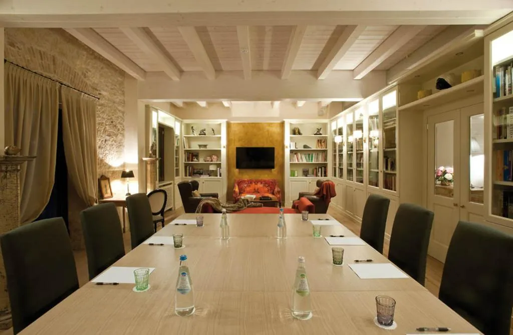 Conferences, La Barchessa di Villa Pisani, Venice