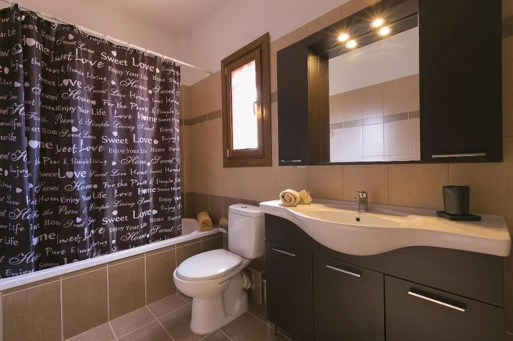 Room, Velia Seaside Apartments, Thessaloniki