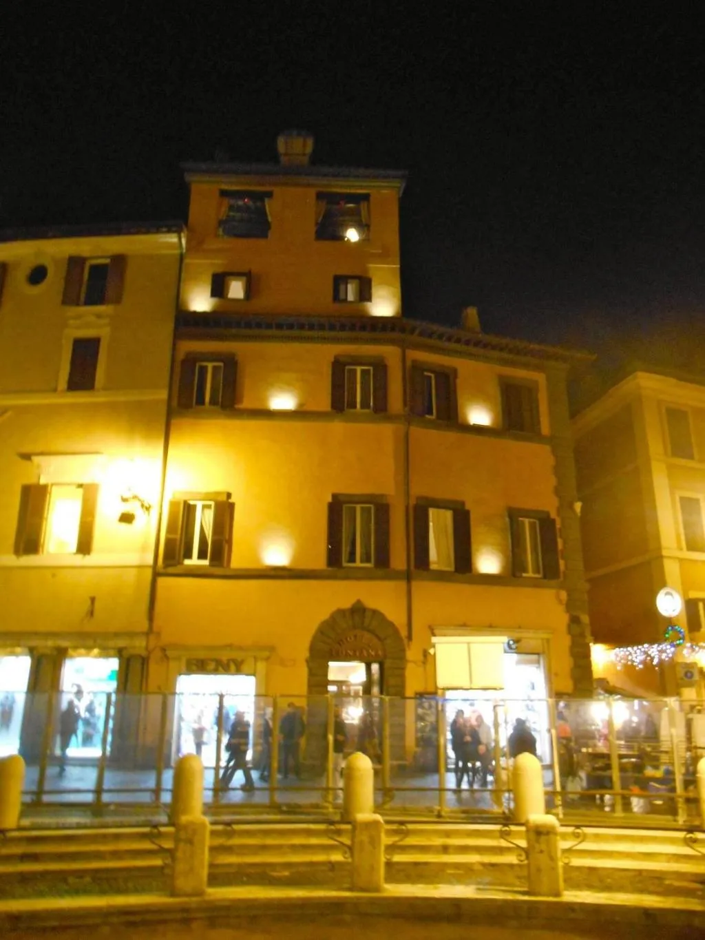 General view, Hotel Fontana, Rome
