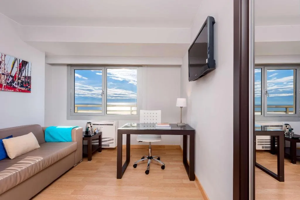 Room, Hotel Alicante Gran Sol Affiliated by Melia, Costa Blanca