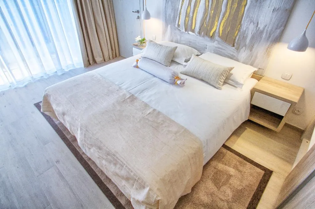 DOUBLE WITH BALCONY Room, Hotel Cavtat, Dubrovnik