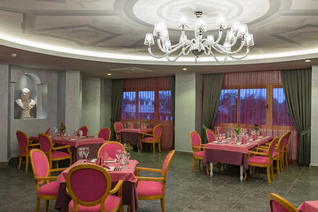Restaurant, Royal Taj Mahal, Antalya