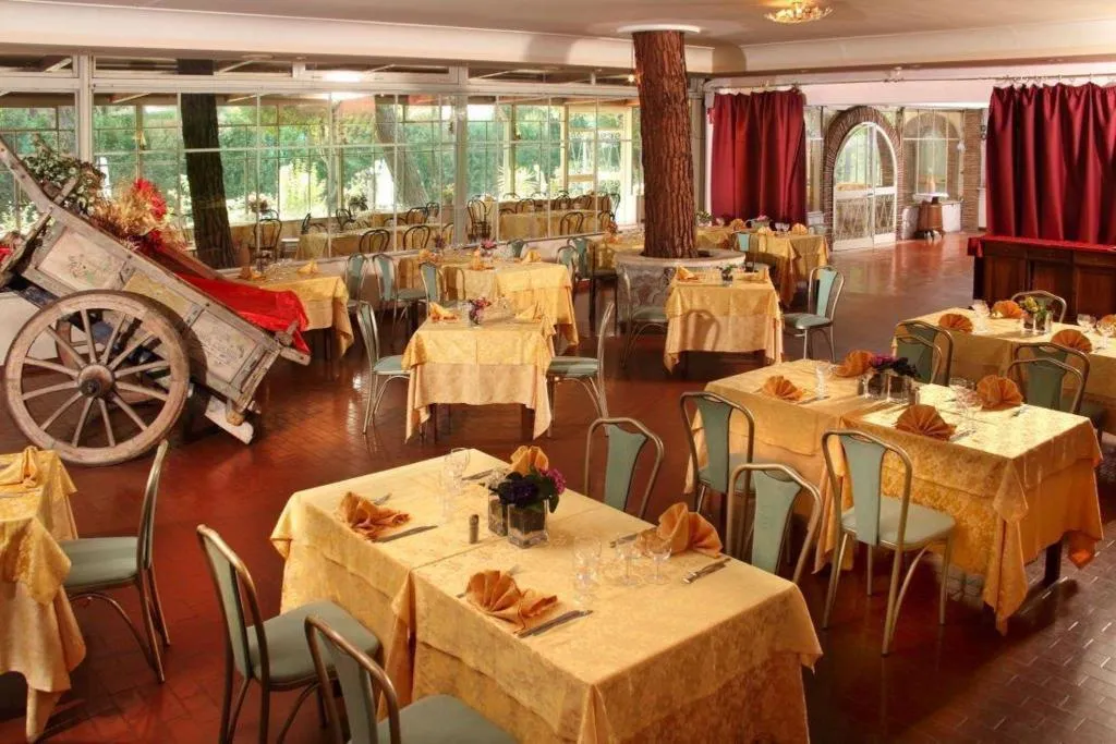 Restaurant, Hotel Romulus, Rome