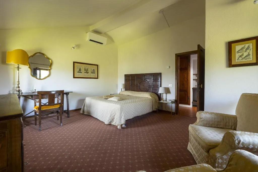 Double or Twin DELUXE QUEEN BED Room, Relais Vignale & Spa, Florence