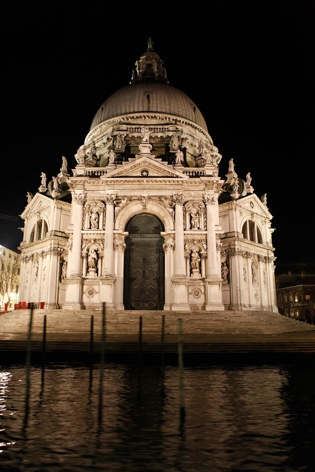General view, Lux, Venice