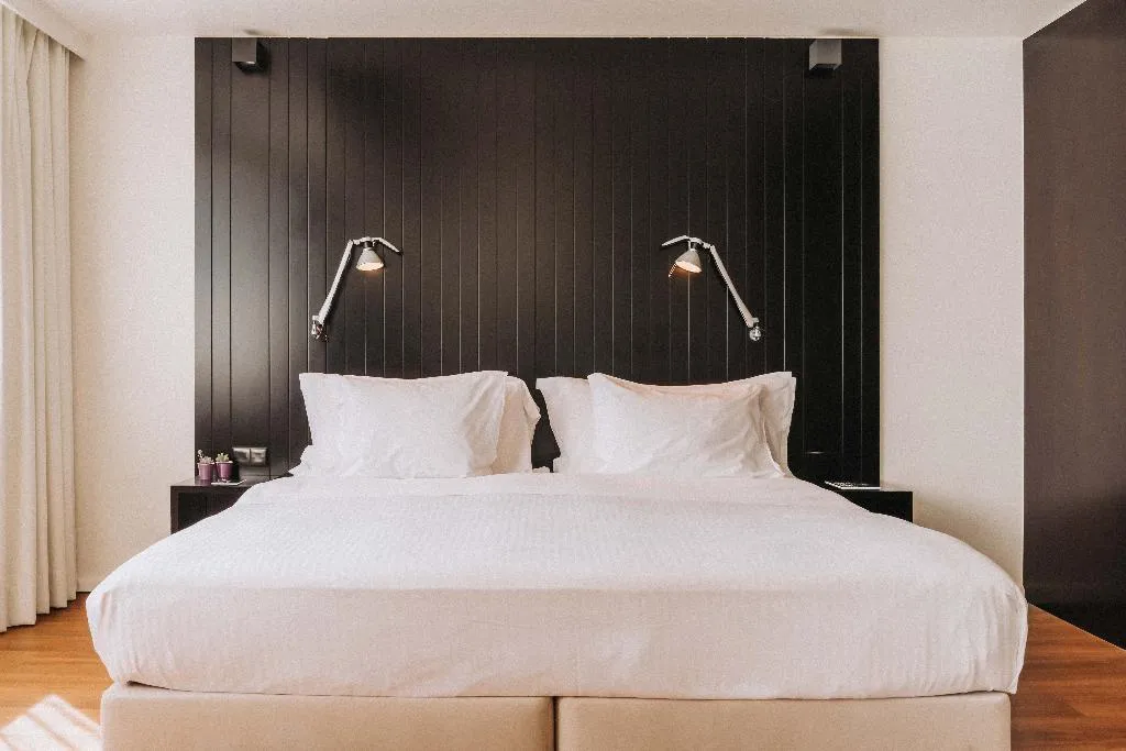 JUNIOR SUITE STANDARD Room, Hotel Flor de Sal by the Editory, Porto