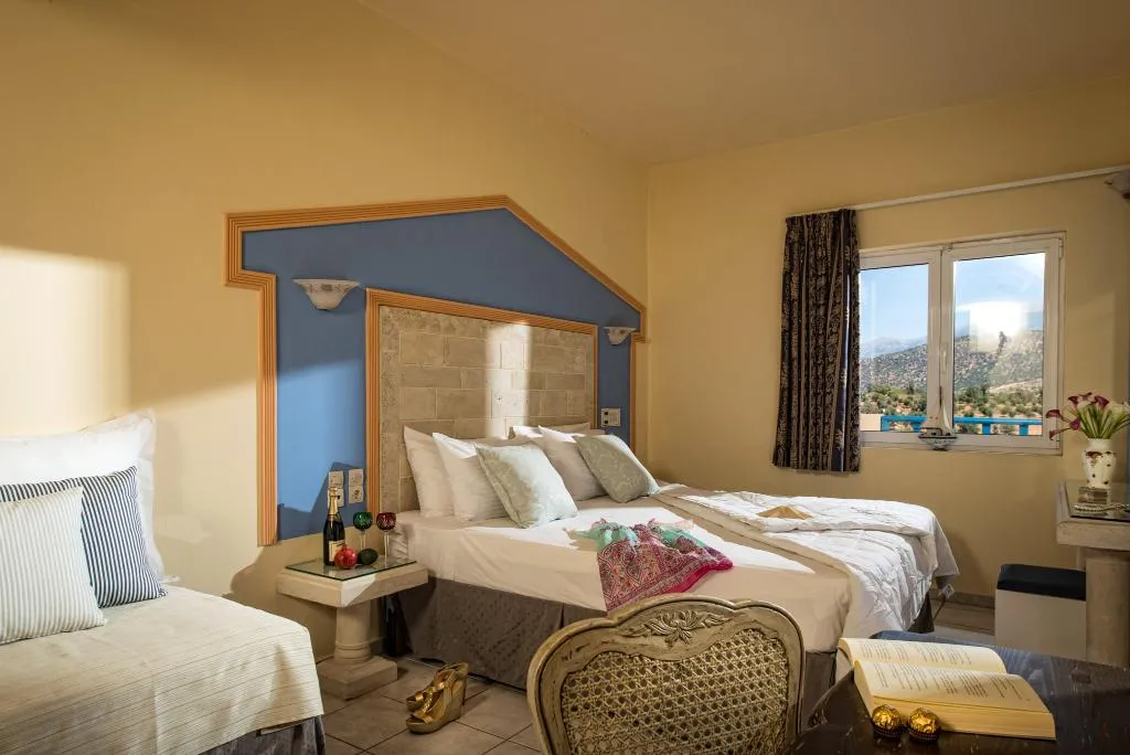TRIPLE STANDARD Room, Astoria Hotel, Crete