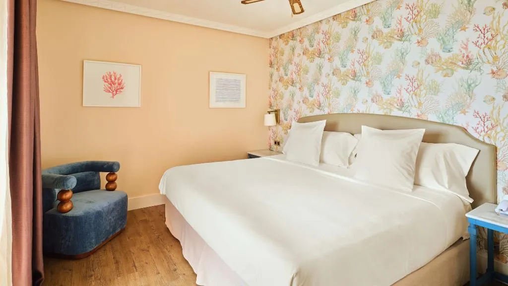 JUNIOR SUITE CAPACITY 3 Room, Hotel Fénix Torremolinos Adults Only Recommended, Costa Del Sol