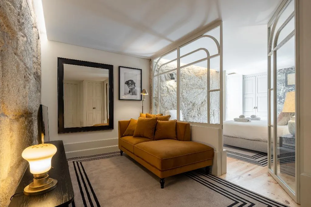APARTMENT ONE BEDROOM Room, Líbere Porto Laranjais, Porto