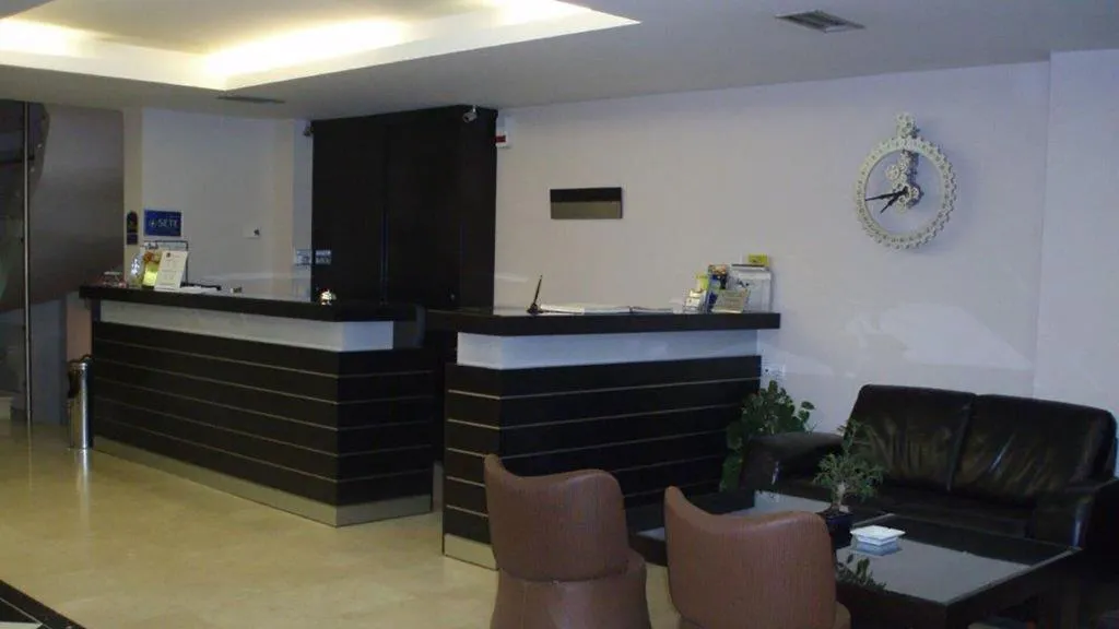 Lobby, Saint George, Thessaloniki