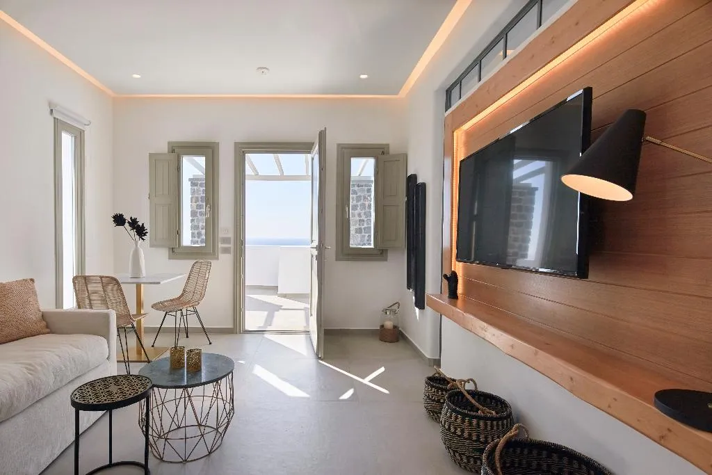 SUITE WITH PRIVATE POOL Room, Phos The Boutique Luxury Hotel & Villas, Santorini