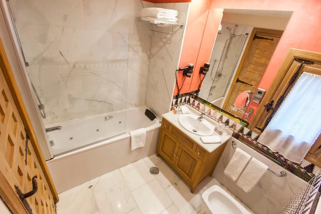 TRIPLE CAPACITY 3 Room, Pintor el Greco, Madrid