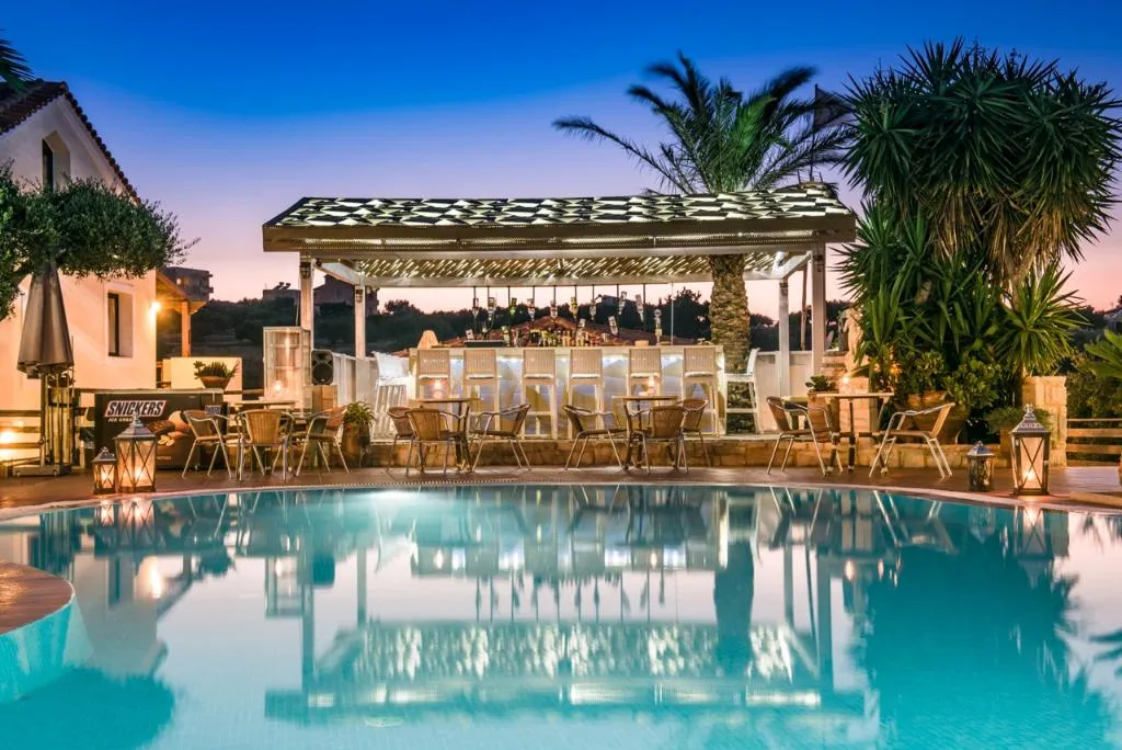 Pool, Diamond Village, Crete