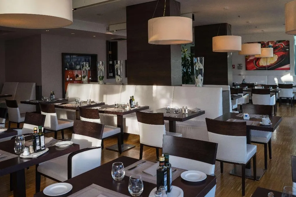 Restaurant, Hilton Garden Inn Venice Mestre San Giuliano, Venice