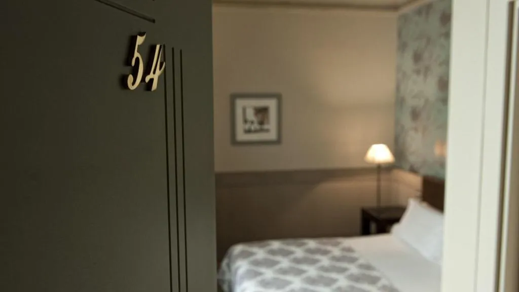 DOUBLE STANDARD Room, Duquesa de Cardona, Barcelona