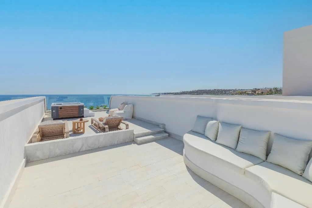 JUNIOR SUITE WITH JACUZZI Room, White Hills Resort, Red Sea Riviera